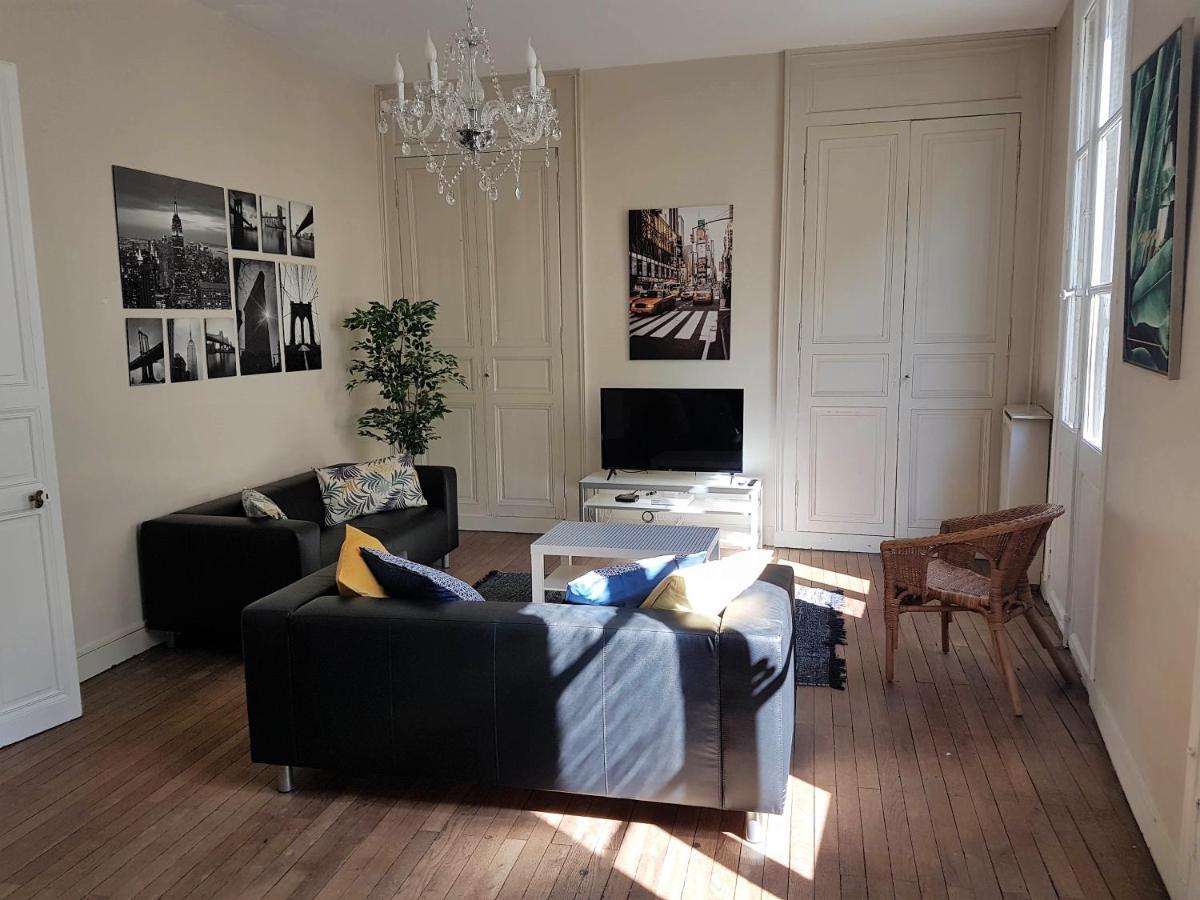 Hyper Centre - Maison David D'Angers Hotel ภายนอก รูปภาพ