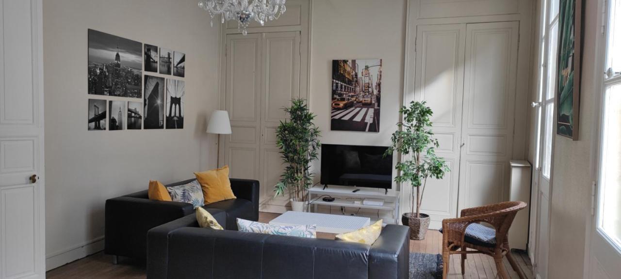Hyper Centre - Maison David D'Angers Hotel ภายนอก รูปภาพ